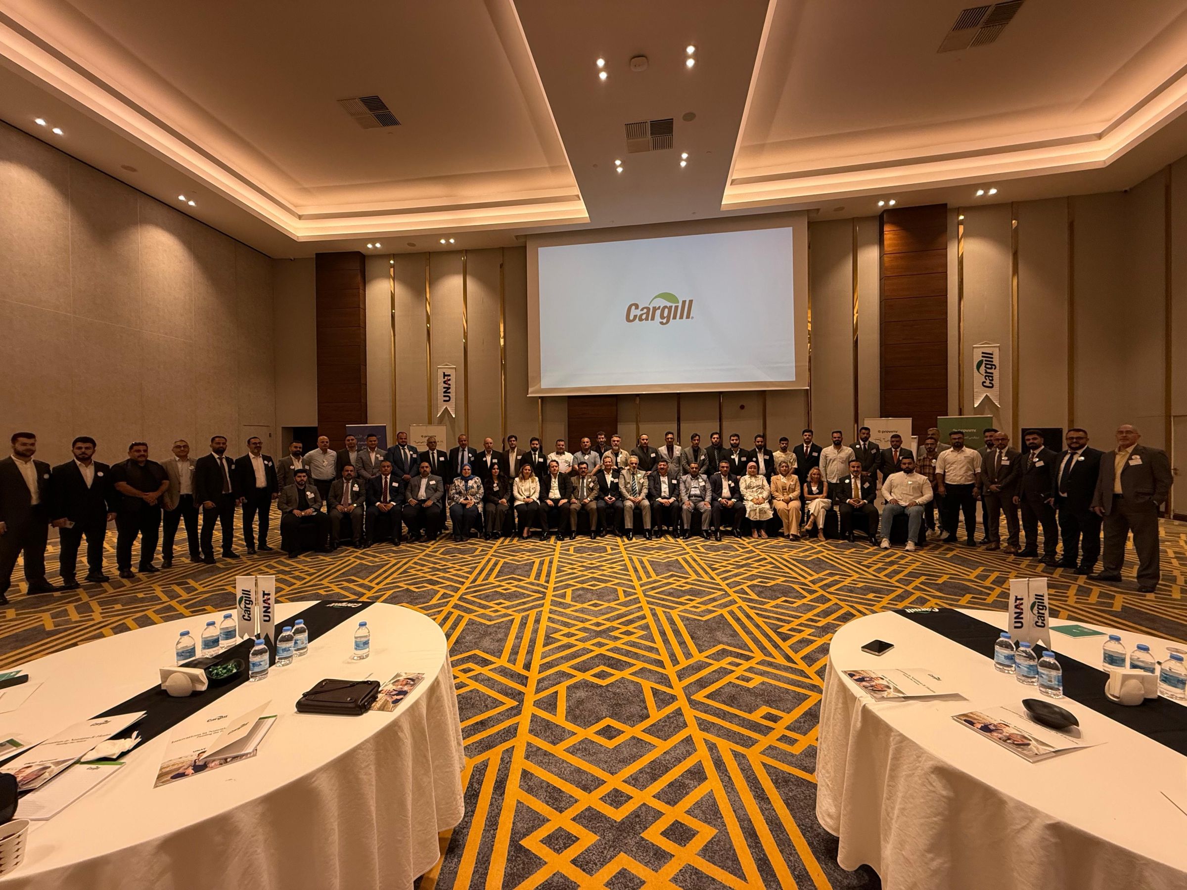 "Beslenme ve Sağlıkta Yenilikler: Geleceği Beslemek" Semineri Sektör Profesyonellerini Bir Araya Getirdi